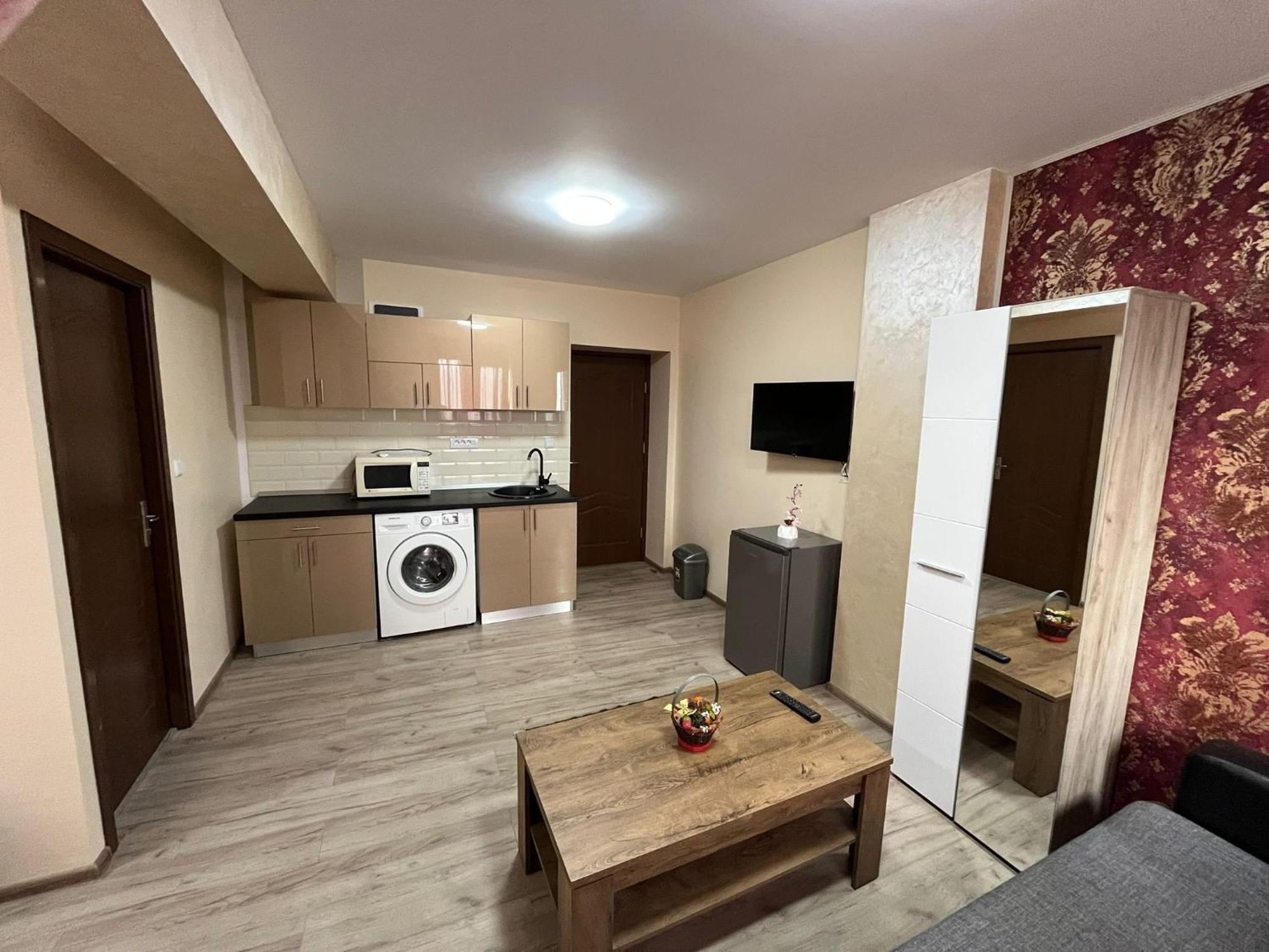 Solaria Apartment กาลาจิ ภายนอก รูปภาพ